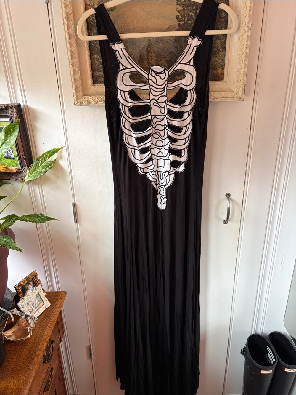Black Sleeveless Chemise with White Skeleton Ribcage Graphic